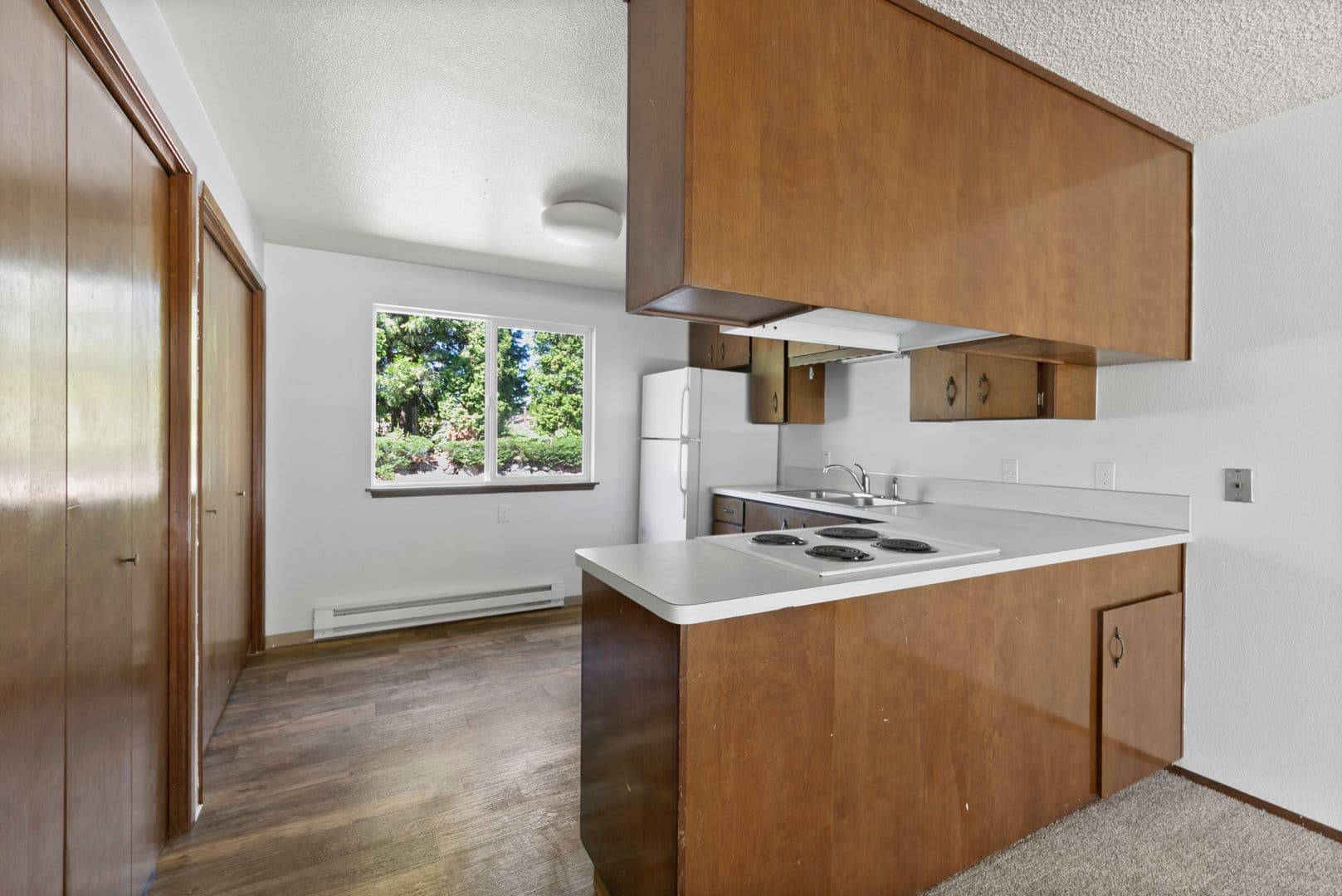Tacoma Apartment: 9020 Pipeline Road E