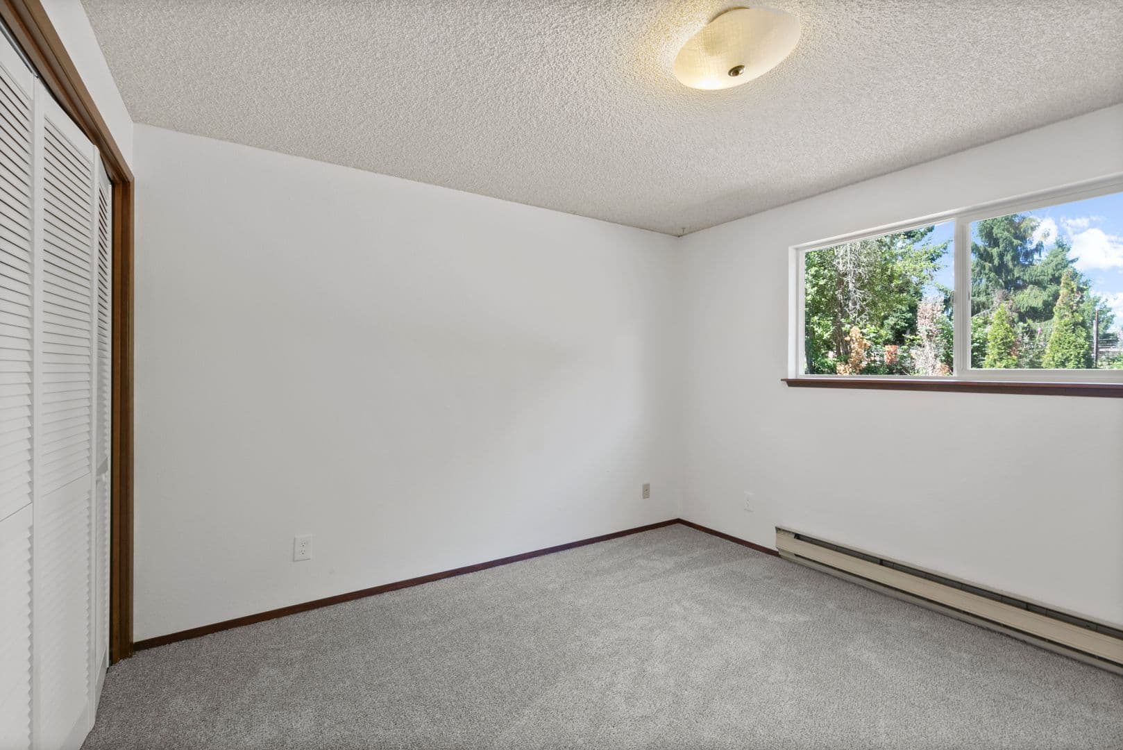 Tacoma Apartment: 9020 Pipeline Road E