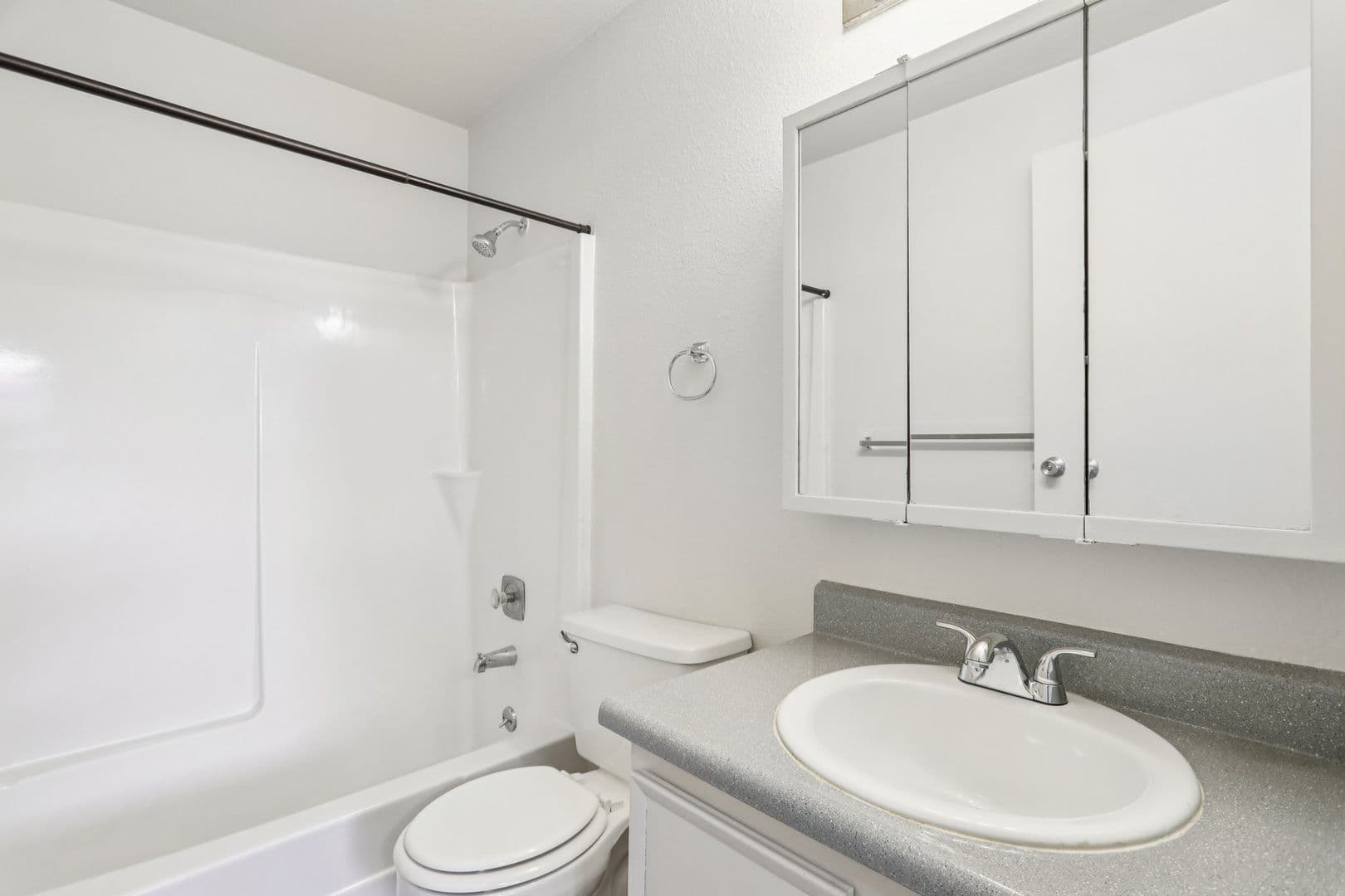 Lakewood Apartment: 4828 123rd St SW