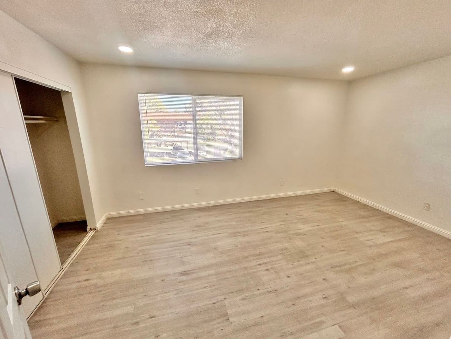 Las Vegas Apartment: 4225 Stewart Ave