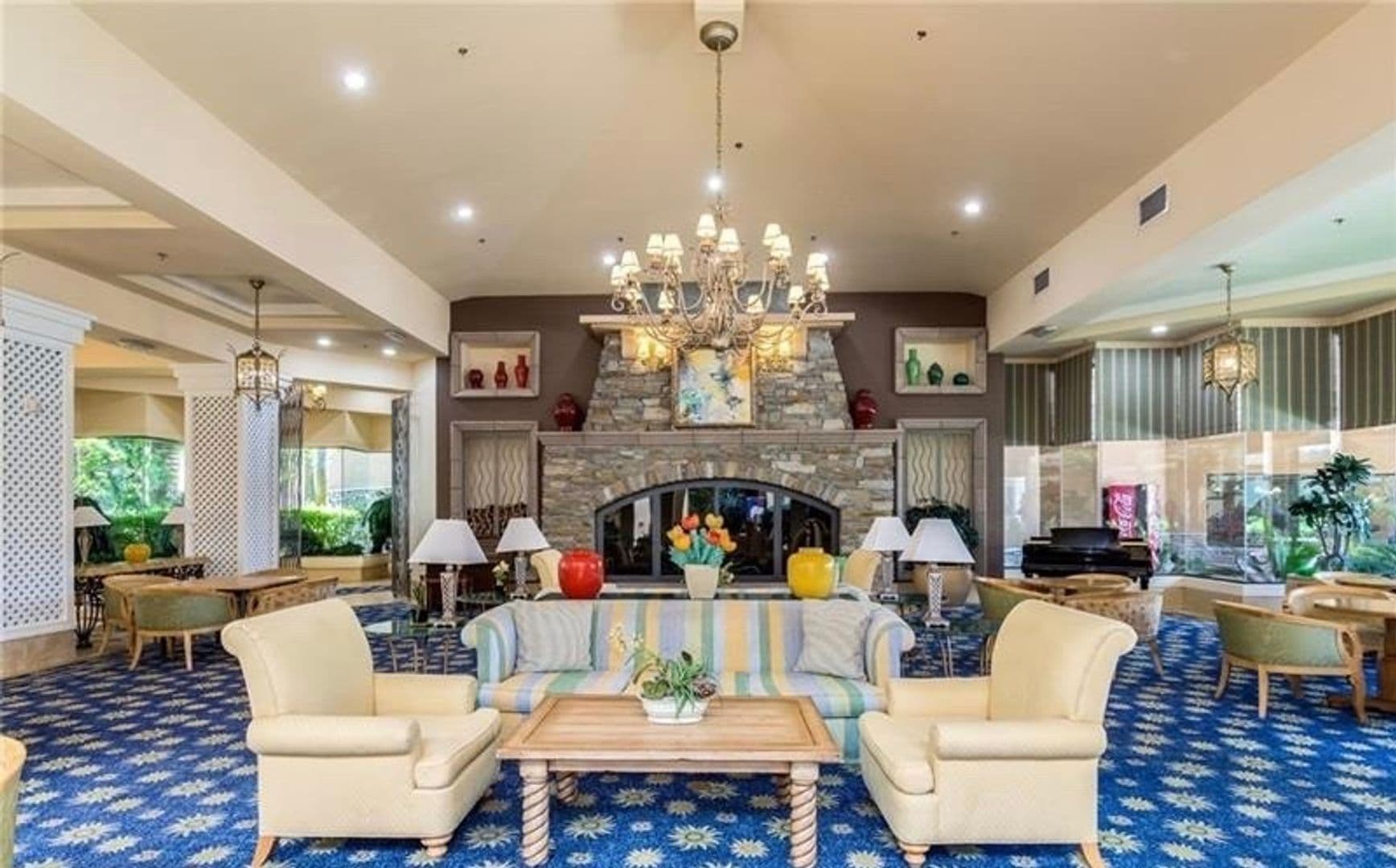 Las Vegas House: 41 Chateau Whistler Ct
