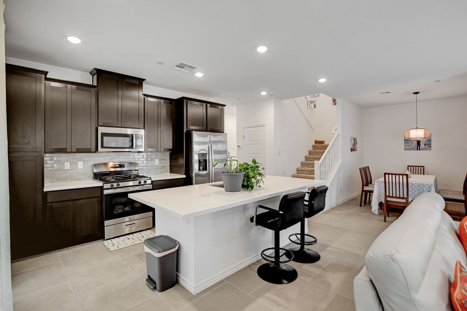 Las Vegas Townhome: 600 N Carriage Hill Dr #1035