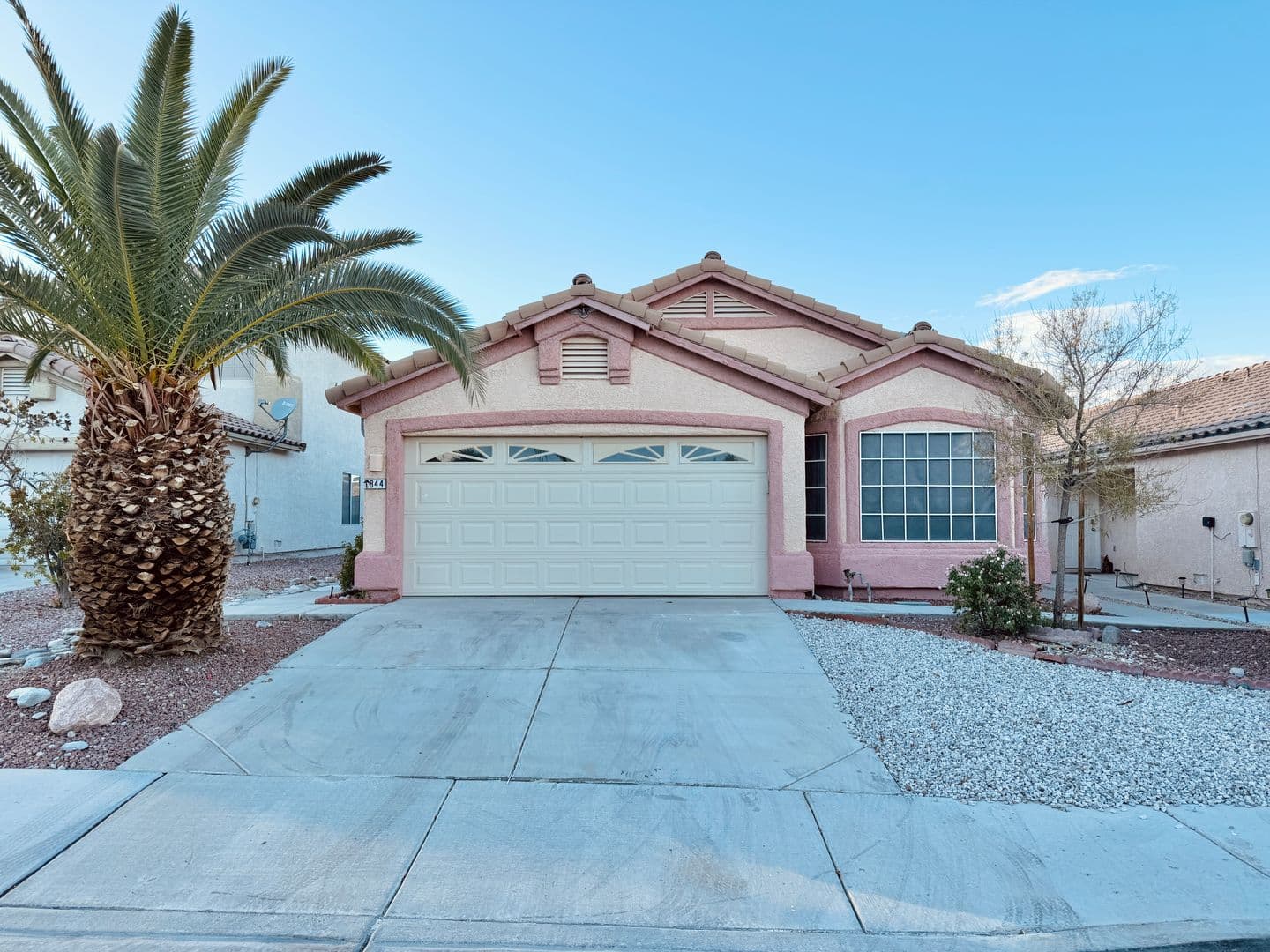 LAS VEGS House: 7844  SCAMMONS BAY CT.