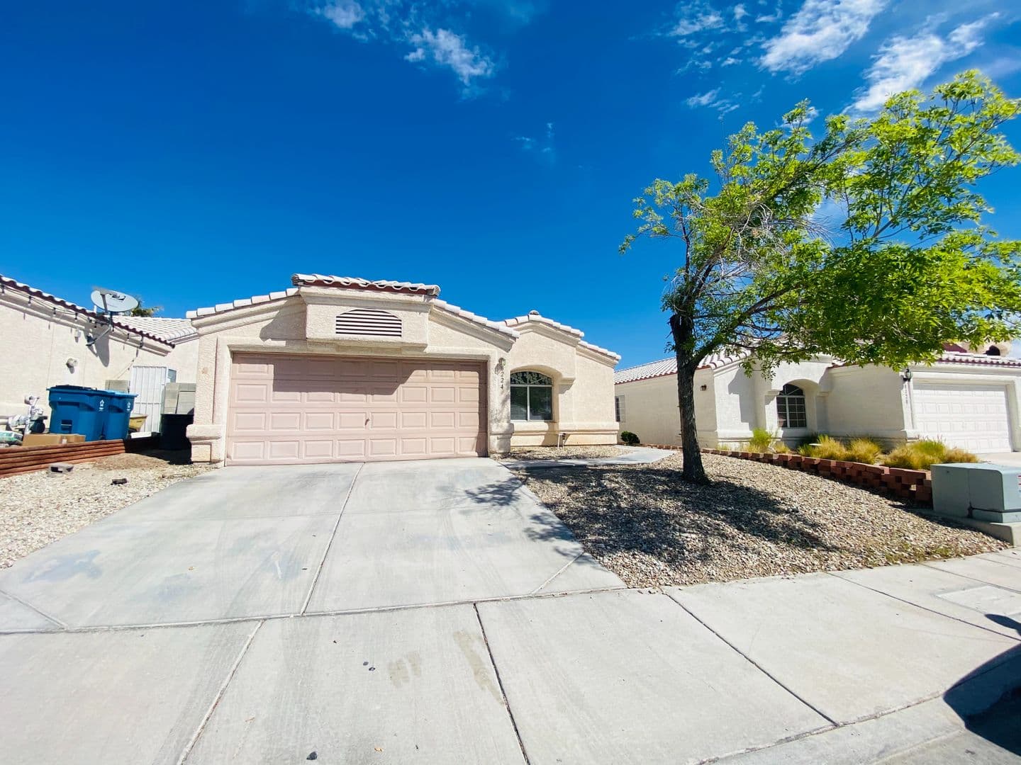 LAS VEGAS House: 8224 CARMEN BLVD