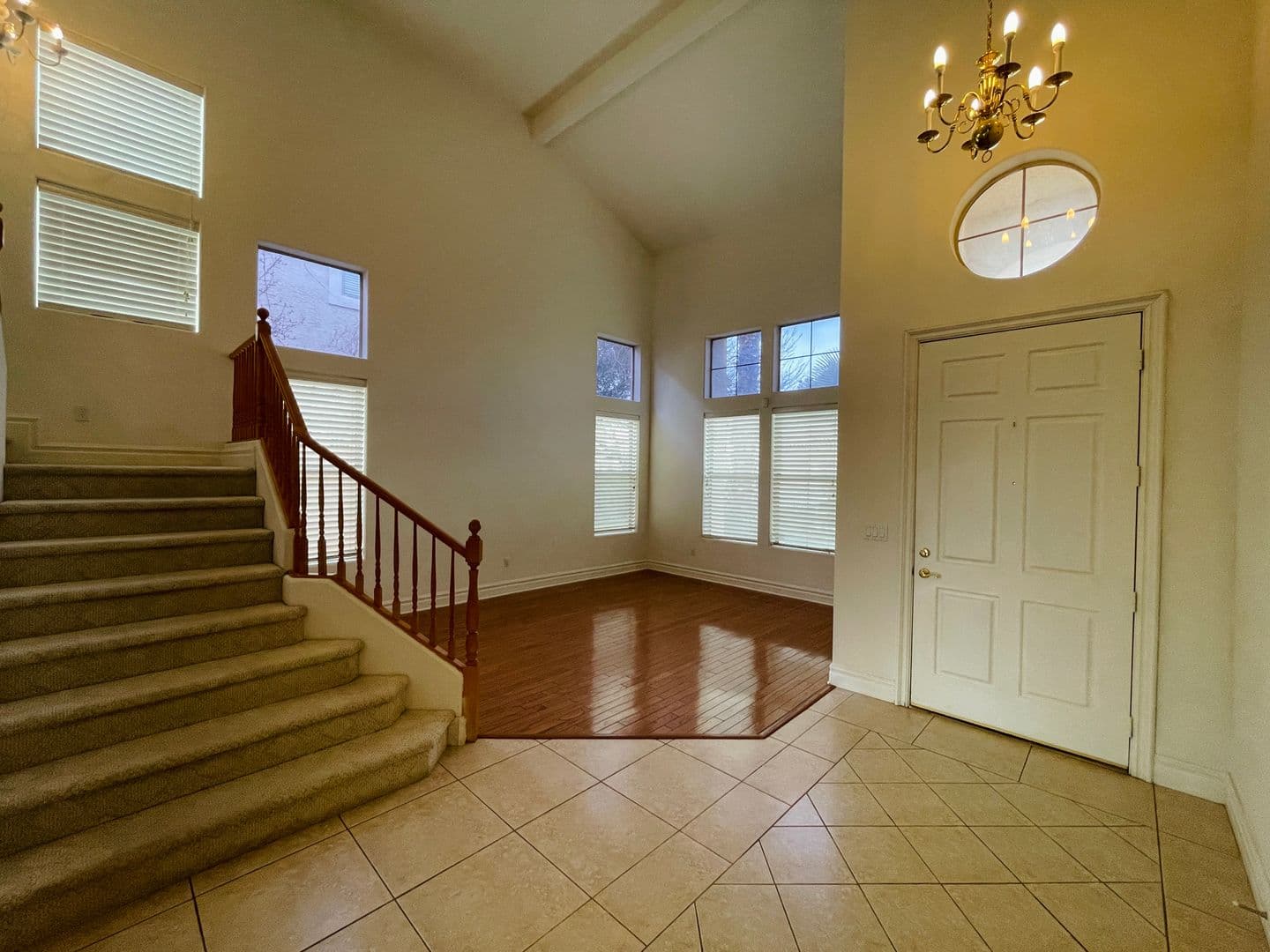 Las Vegas House: 41 Chateau Whistler Ct