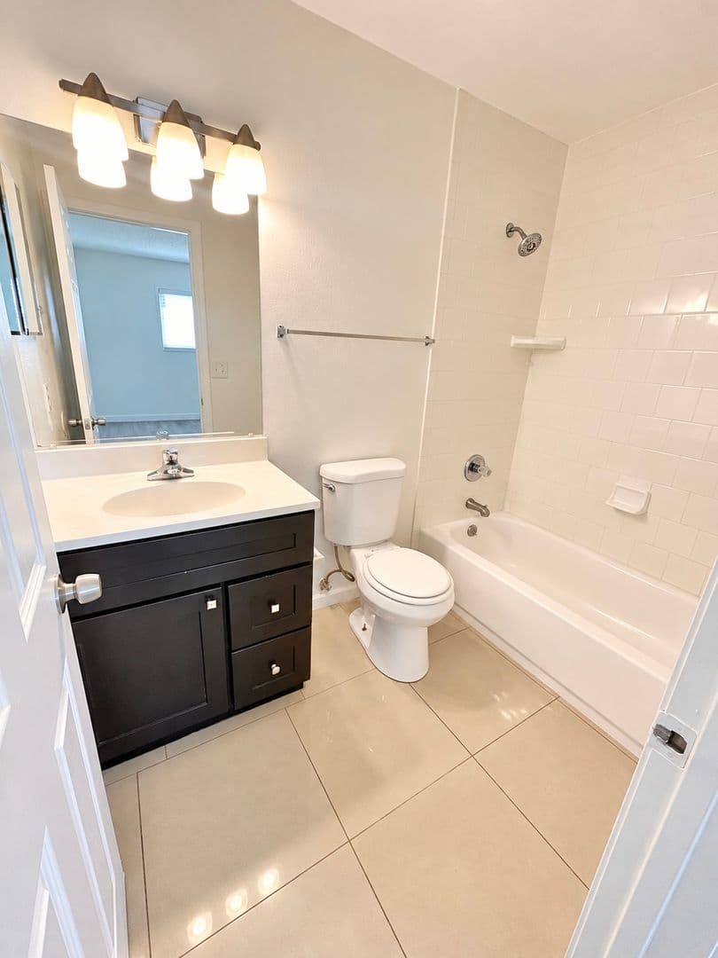 Las Vegas Apartment: 5238 Greene Ln