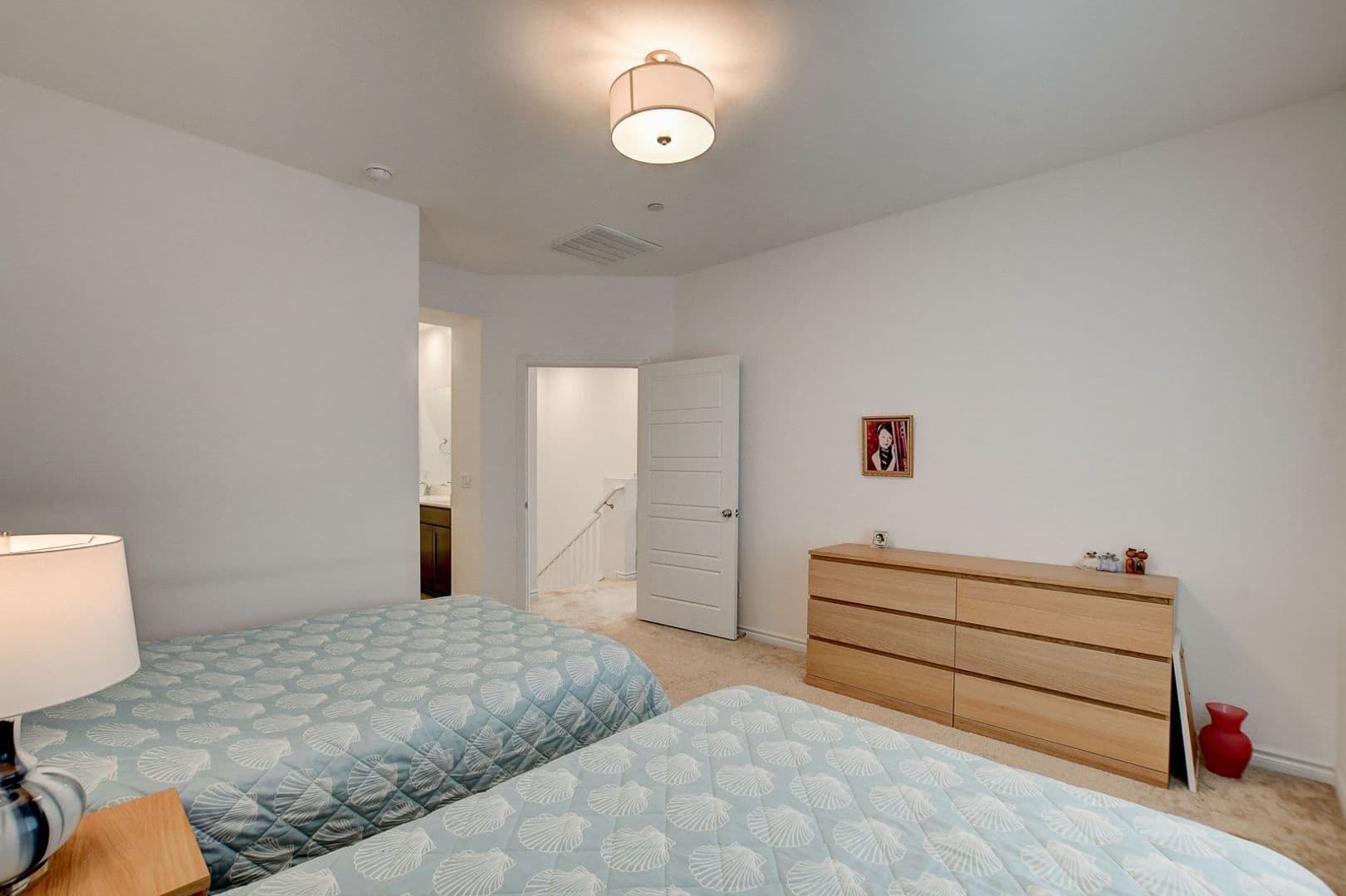 Las Vegas Townhome: 600 N Carriage Hill Dr #1035