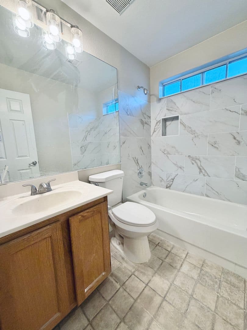 LAS VEGS House: 7844  SCAMMONS BAY CT.