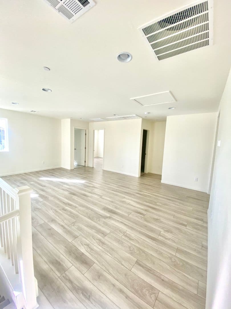 HENDERSON House: 348 MEZZAFORTE