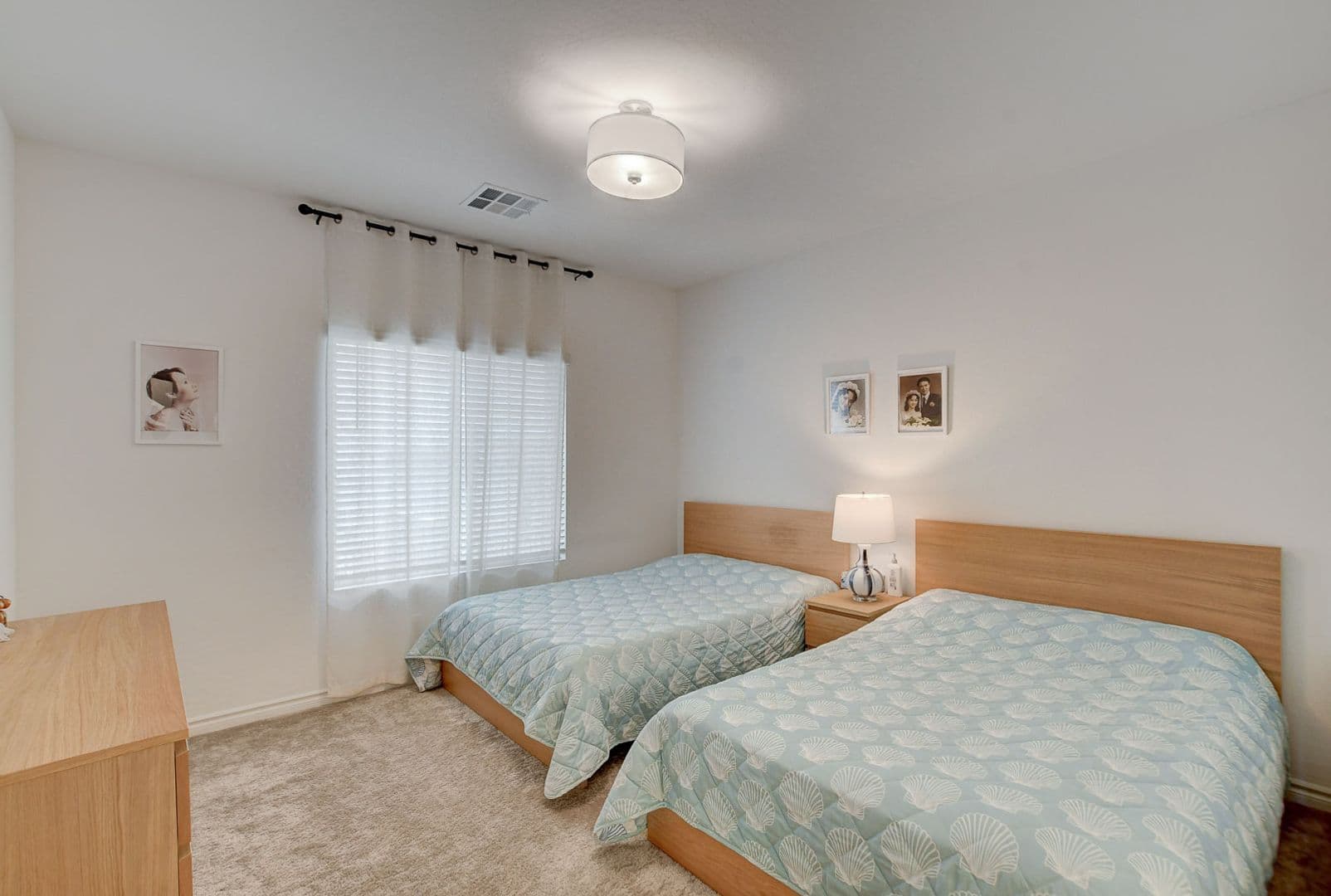 Las Vegas Townhome: 600 N Carriage Hill Dr #1035