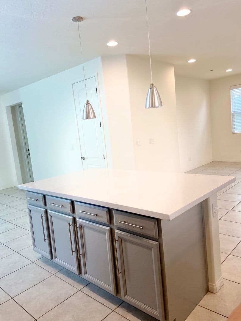 HENDERSON House: 348 MEZZAFORTE
