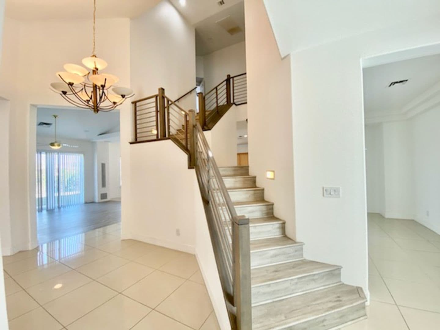 LAS VEGAS House: 9800 CAMDEN HILLS AVENUE