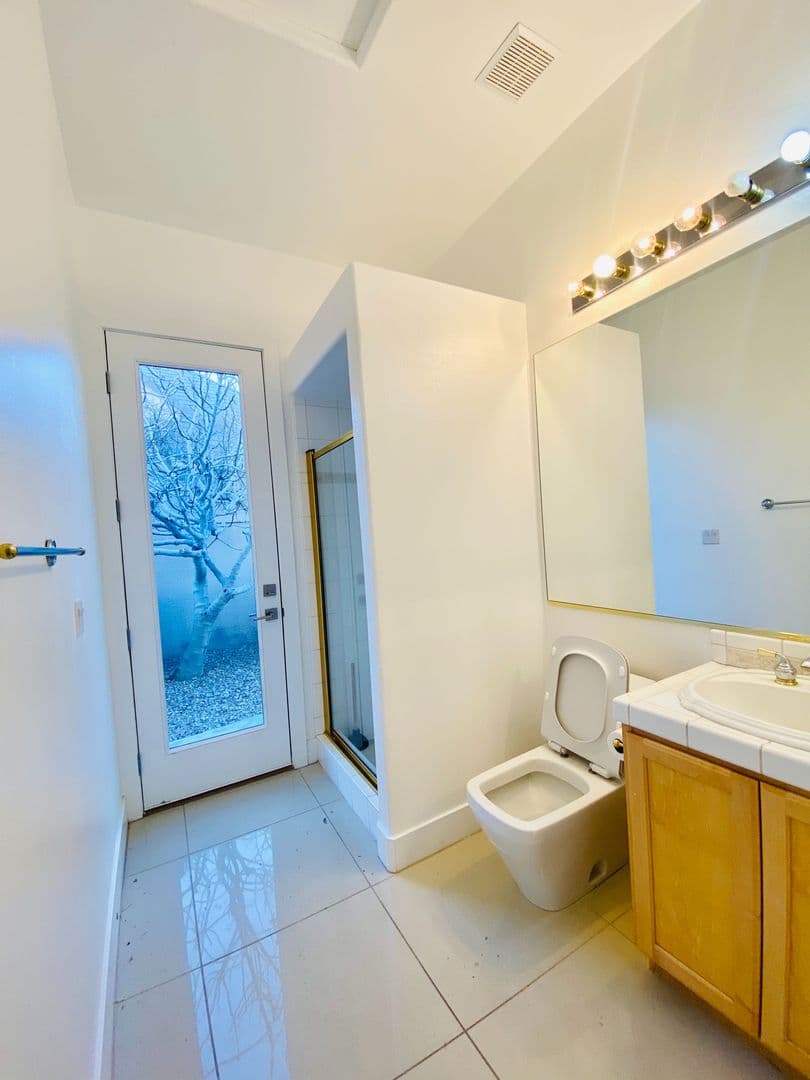 LAS VEGAS House: 9800 CAMDEN HILLS AVENUE