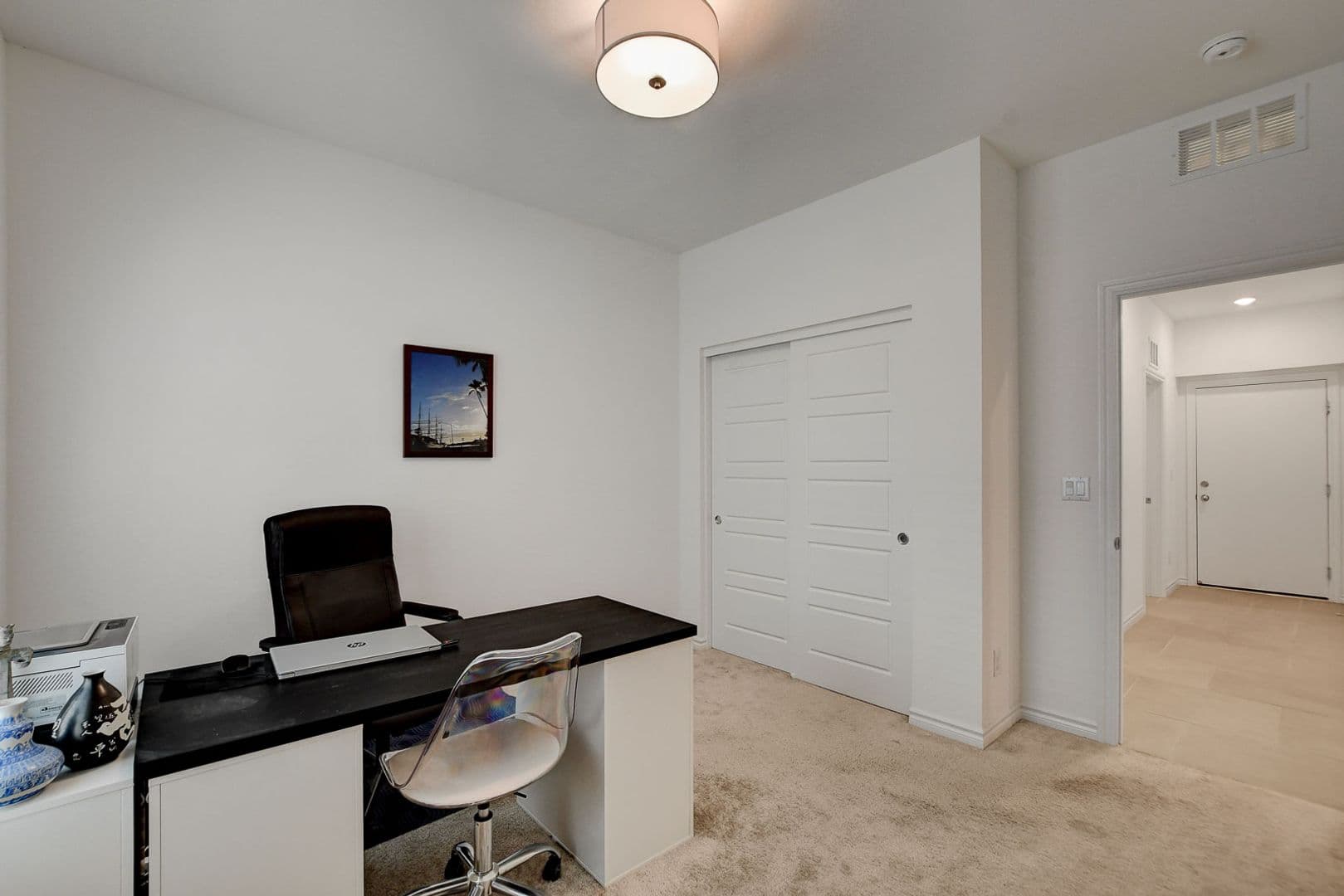 Las Vegas Townhome: 600 N Carriage Hill Dr #1035