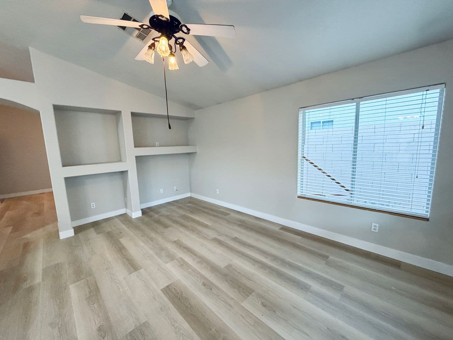 LAS VEGS House: 7844  SCAMMONS BAY CT.