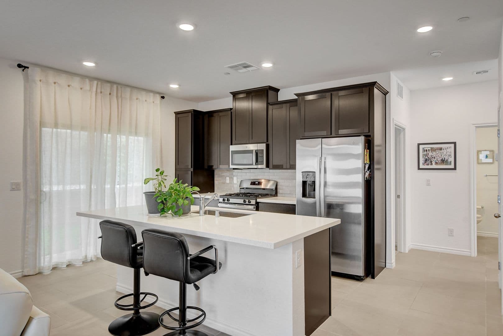 Las Vegas Townhome: 600 N Carriage Hill Dr #1035