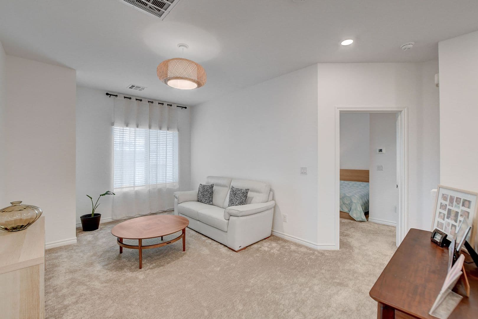 Las Vegas Townhome: 600 N Carriage Hill Dr #1035