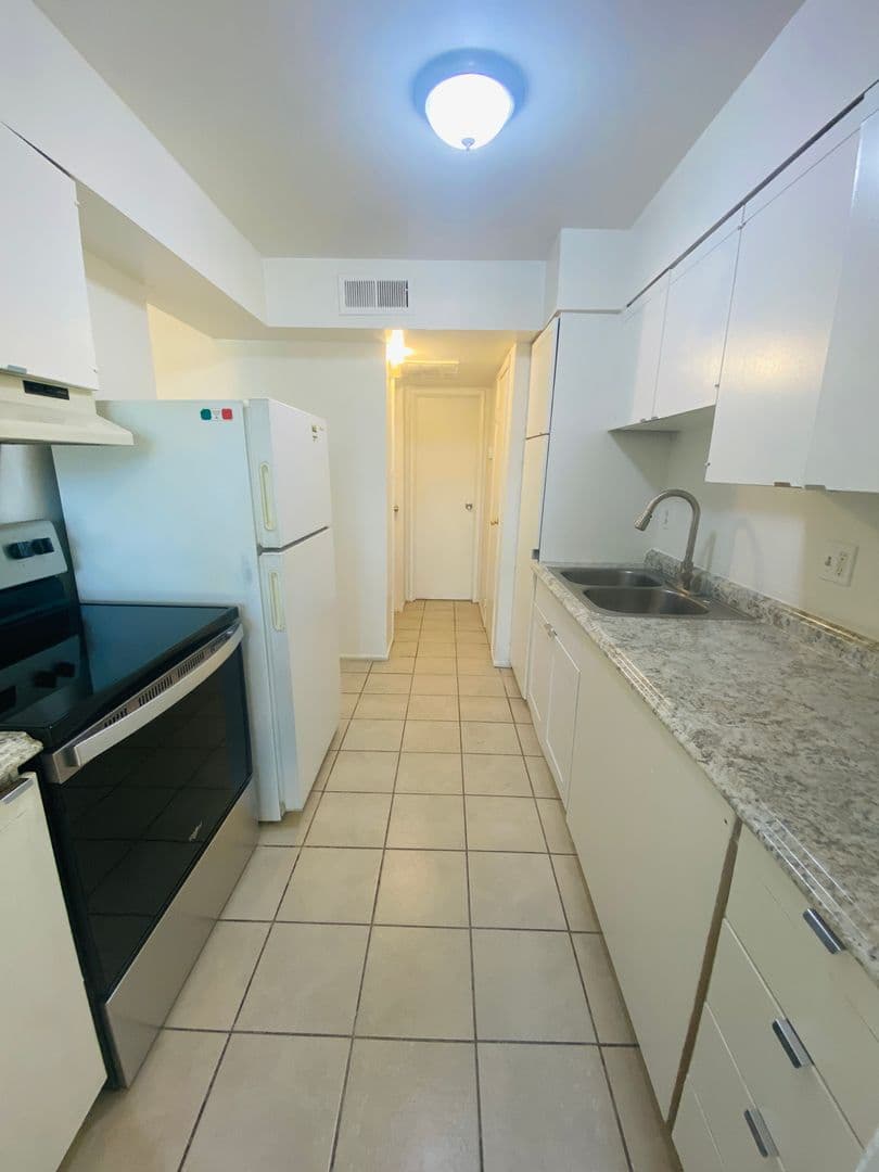 Las Vegas Apartment: 3762 Royal Crest St