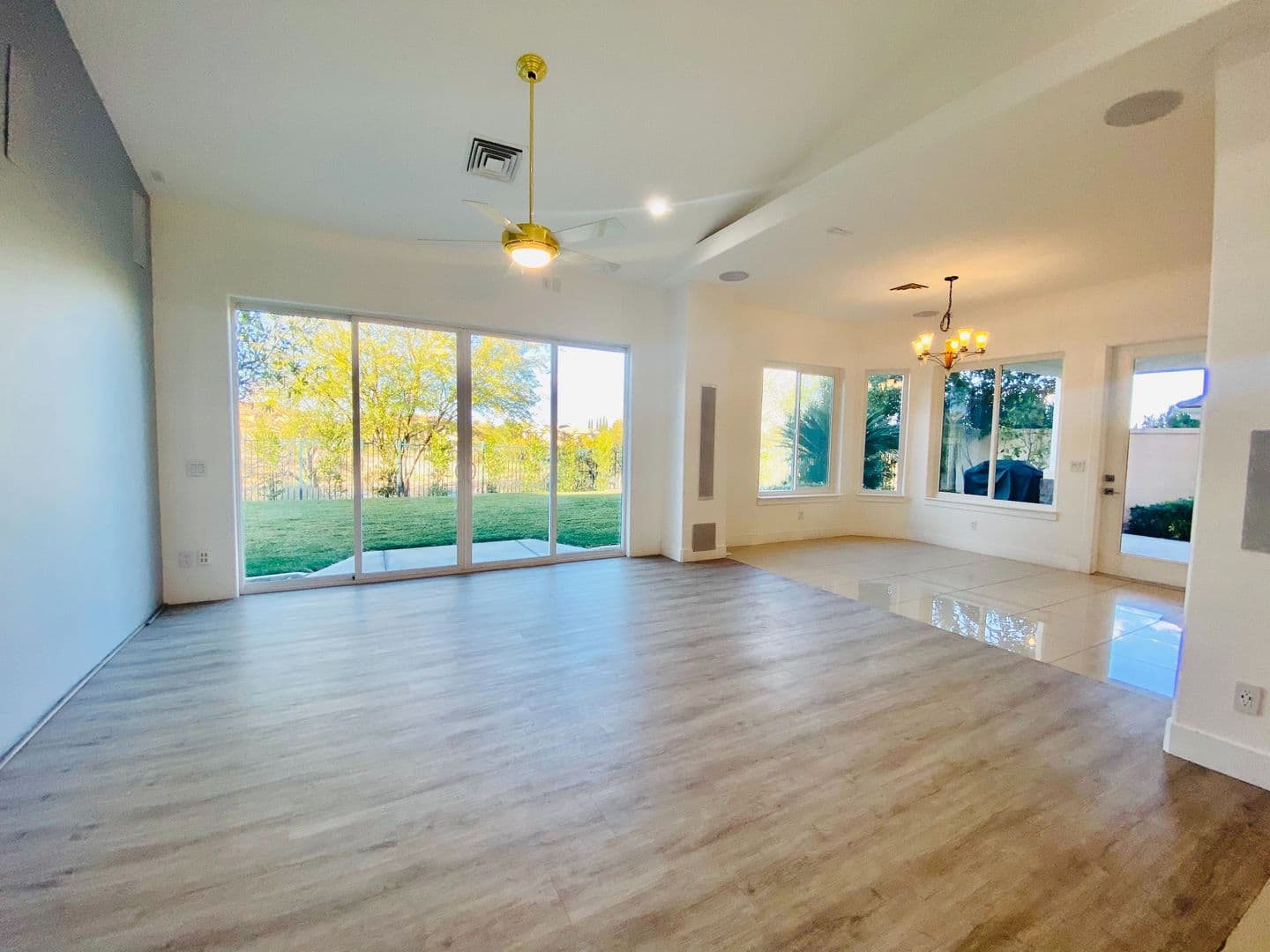 LAS VEGAS House: 9800 CAMDEN HILLS AVENUE
