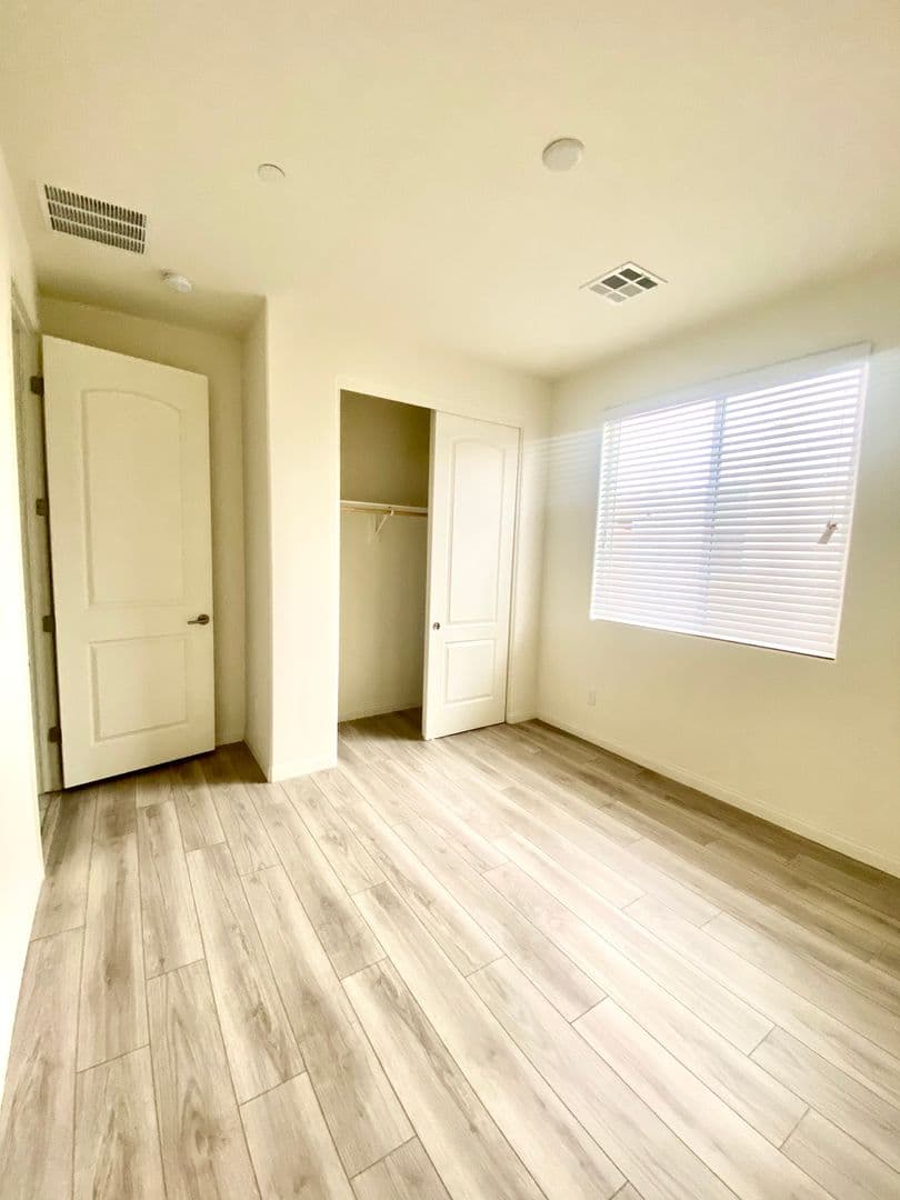 HENDERSON House: 348 MEZZAFORTE