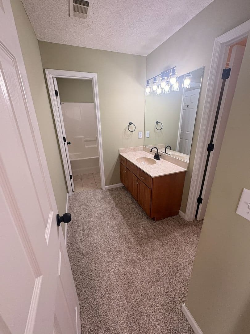 Athens House: 251 Twin Creek Shores