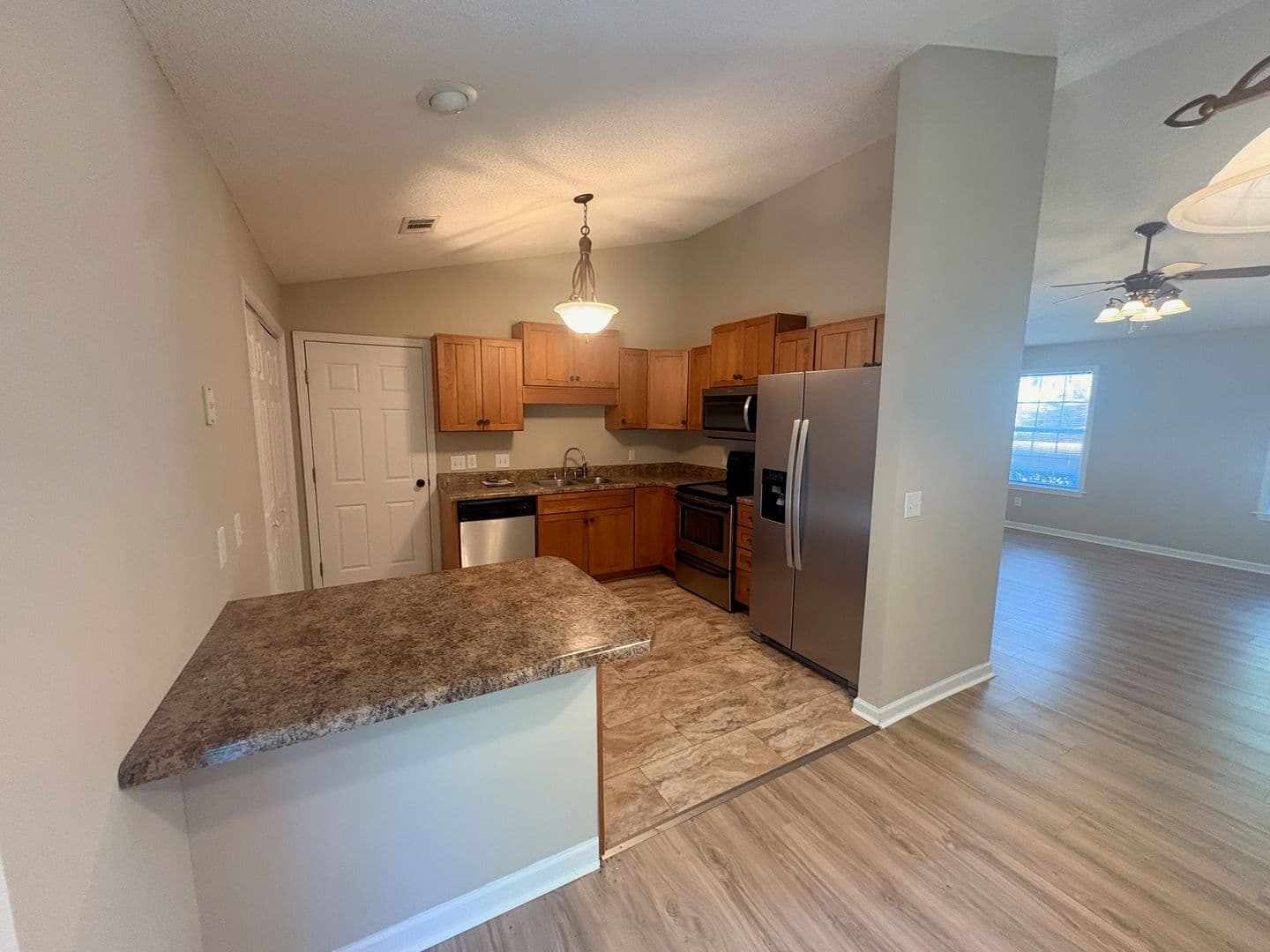 Athens House: 251 Twin Creek Shores
