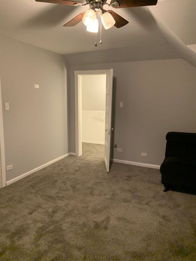 Chicago Apartment: 7147 S Princeton Avenue