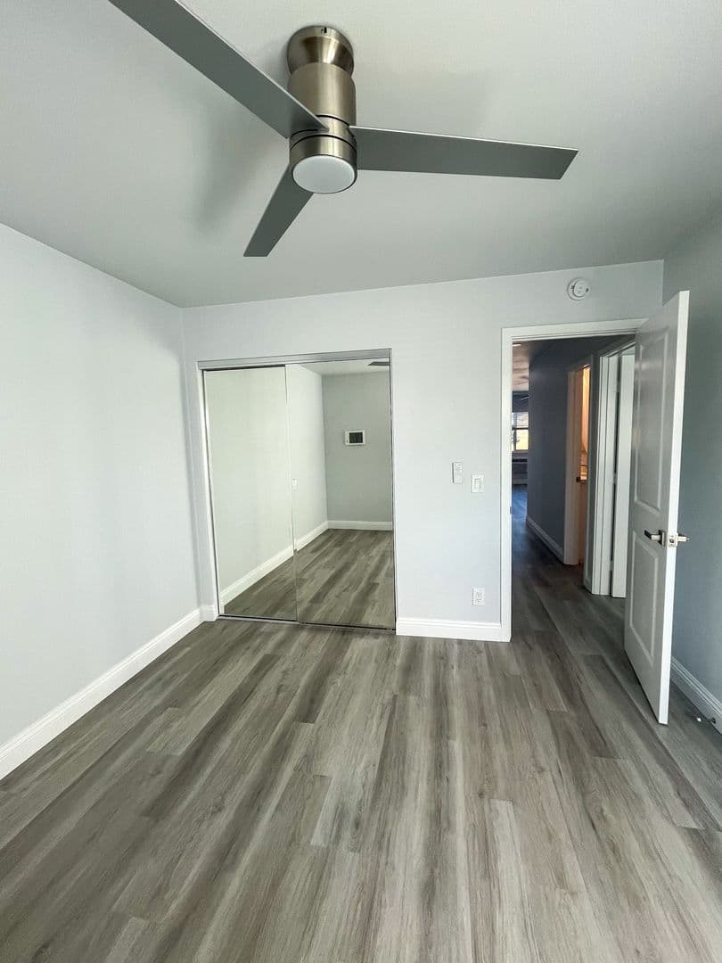 Oceanside Apartment: 3586 Mesa Dr.