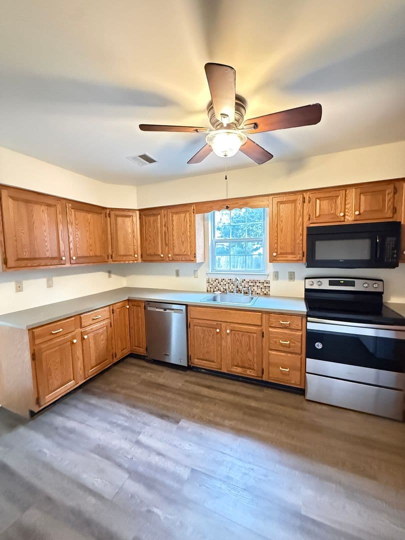 Pennsburg Townhome: 760 Montgomery Ave