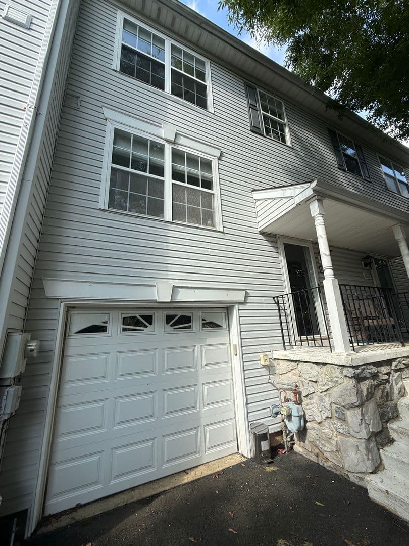 Doylestown Townhome: 4614 Louise Saint Claire Dr