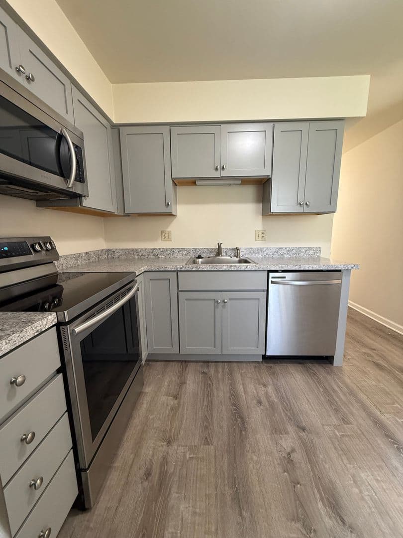 Chalfont Townhome: 126 Pipers Pl