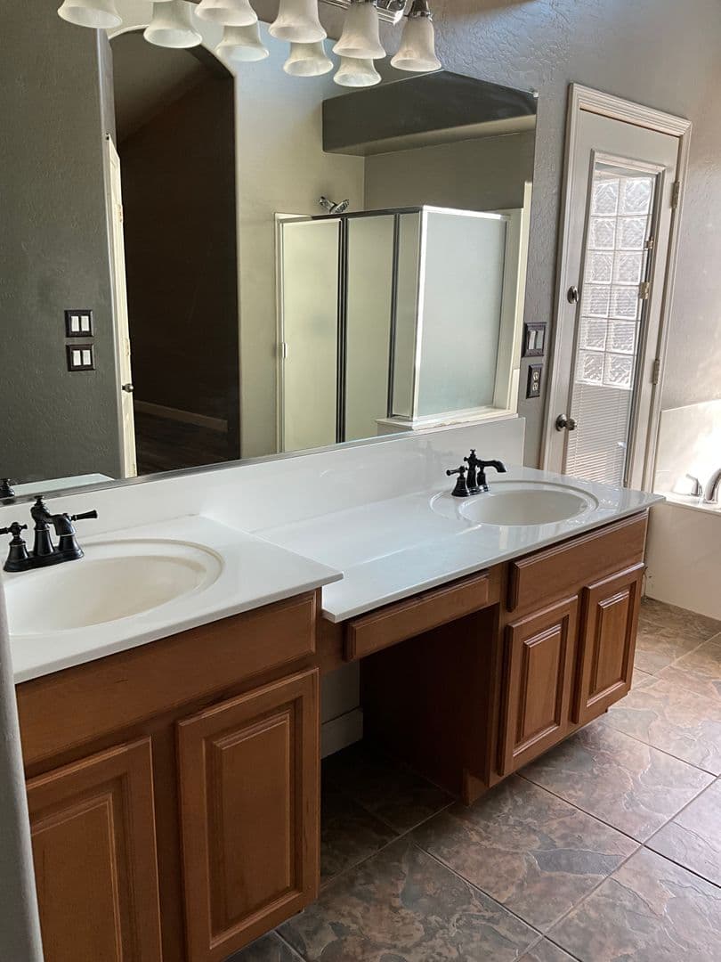 Maricopa House: 41741 W Parkhill Ct