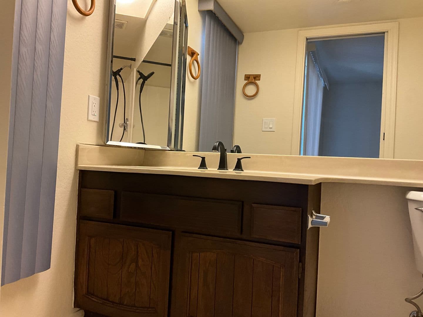 Phoenix House: 5122 E Edgemont