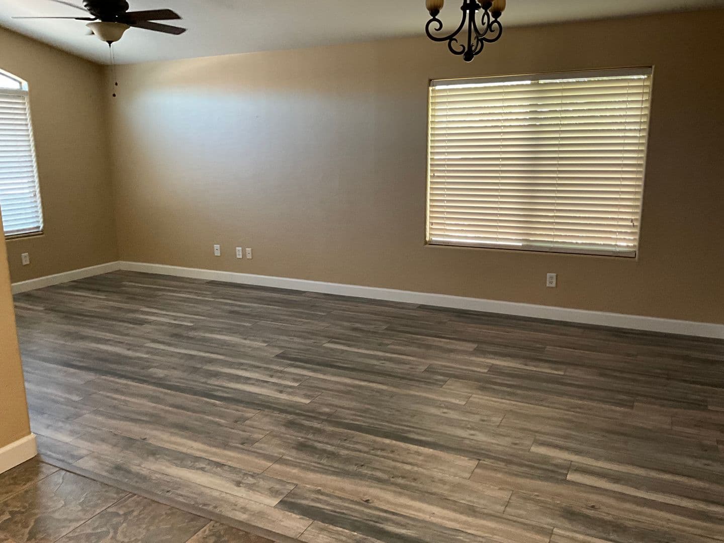 Maricopa House: 41741 W Parkhill Ct