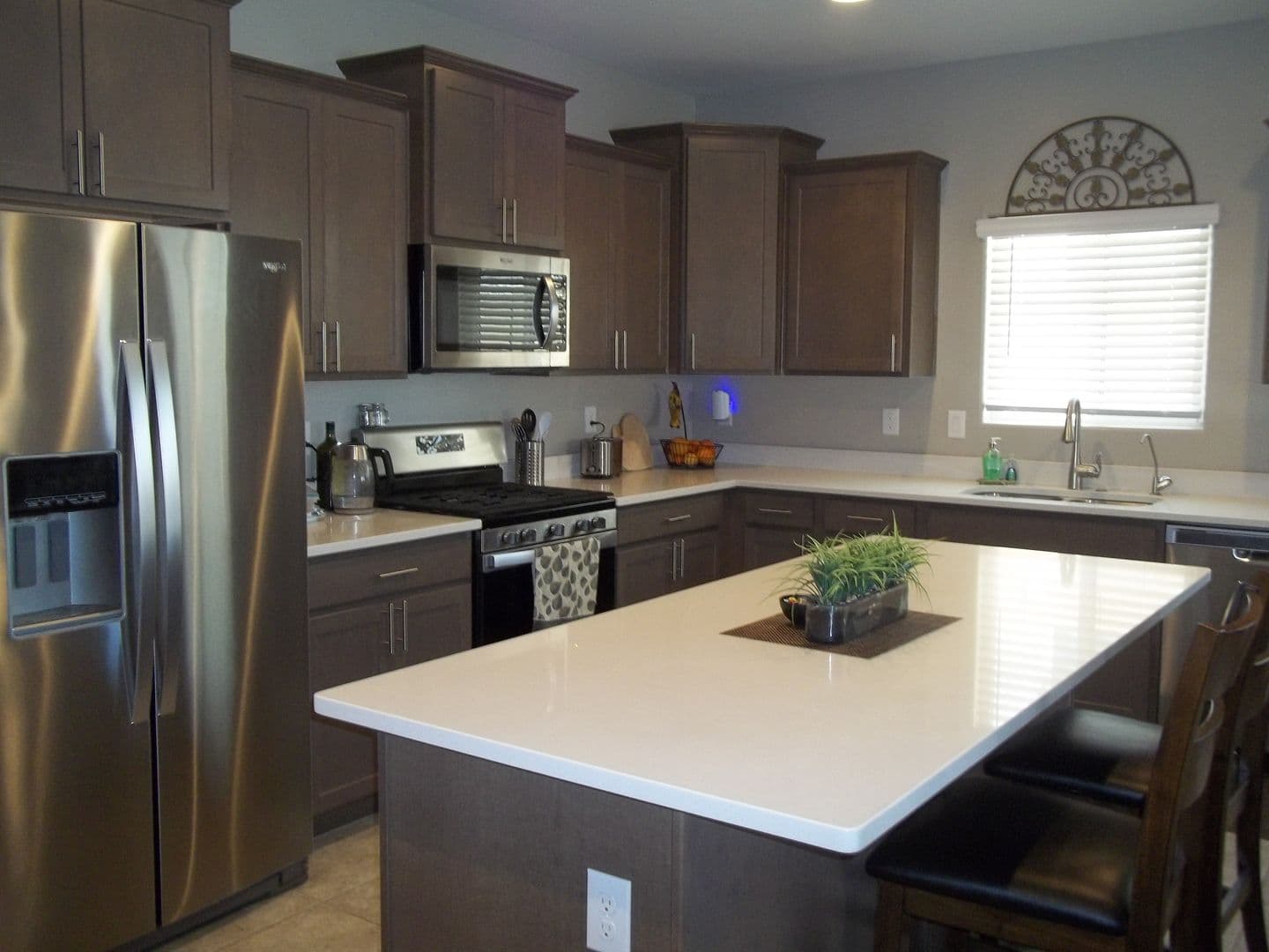 Florence House: 8508 W Rushmore Way
