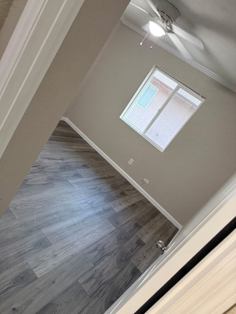 Mesa House: 6325 E Avalon St