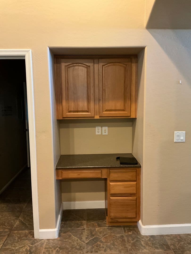 Maricopa House: 41741 W Parkhill Ct