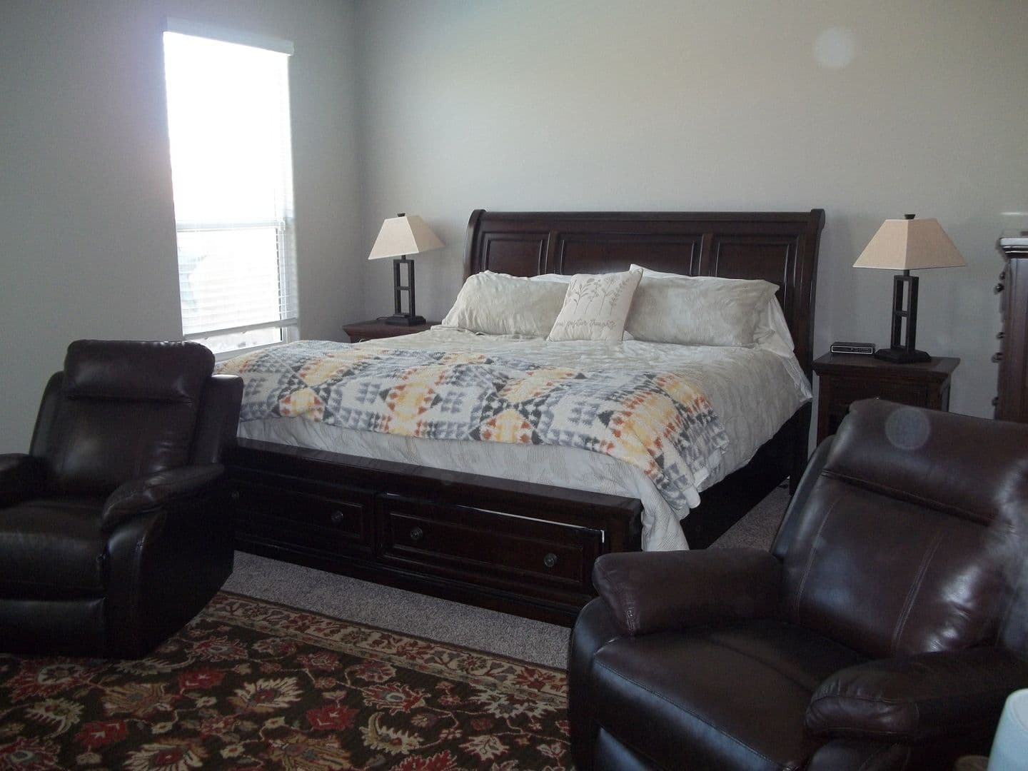 Florence House: 8508 W Rushmore Way