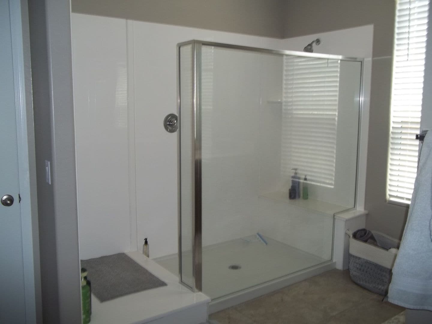 Florence House: 8508 W Rushmore Way