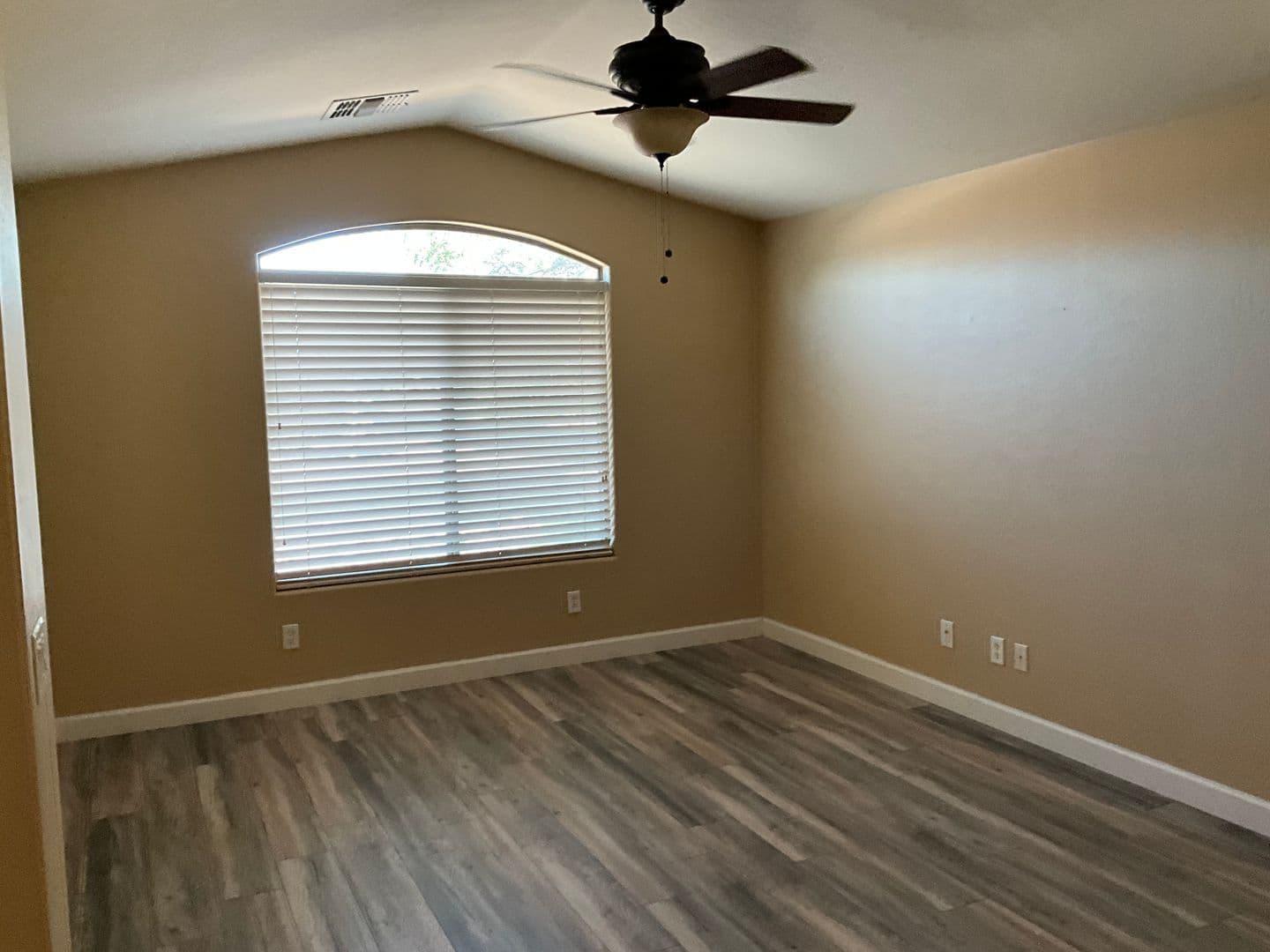 Maricopa House: 41741 W Parkhill Ct