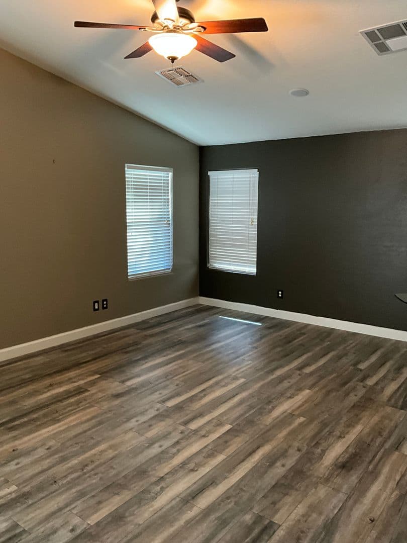 Maricopa House: 41741 W Parkhill Ct