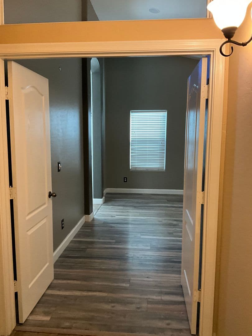 Maricopa House: 41741 W Parkhill Ct