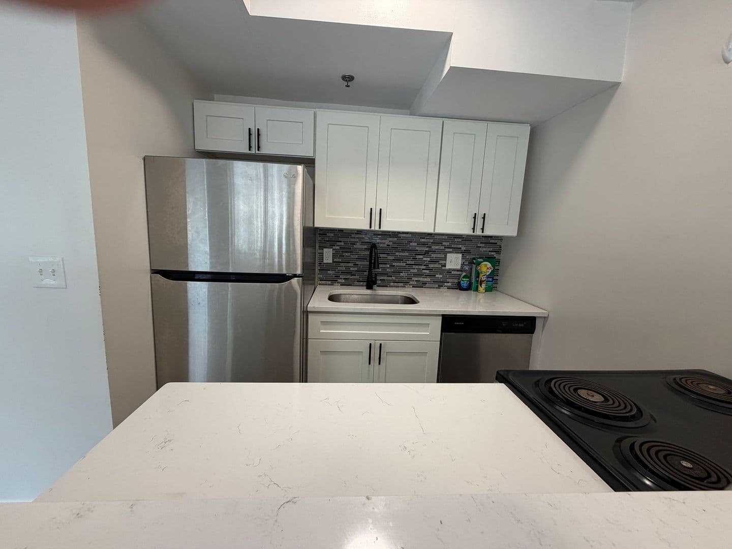 Onset Apartment: 211 Onset Avenue