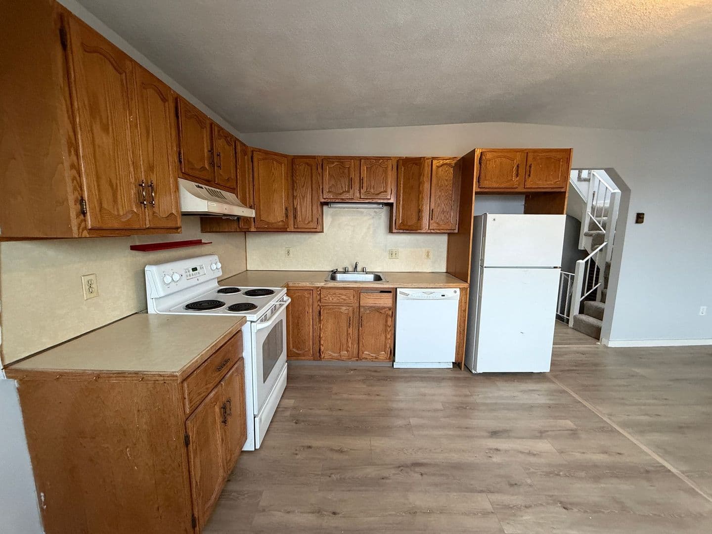 East Boston Apartment: 31 Chelsea Street
