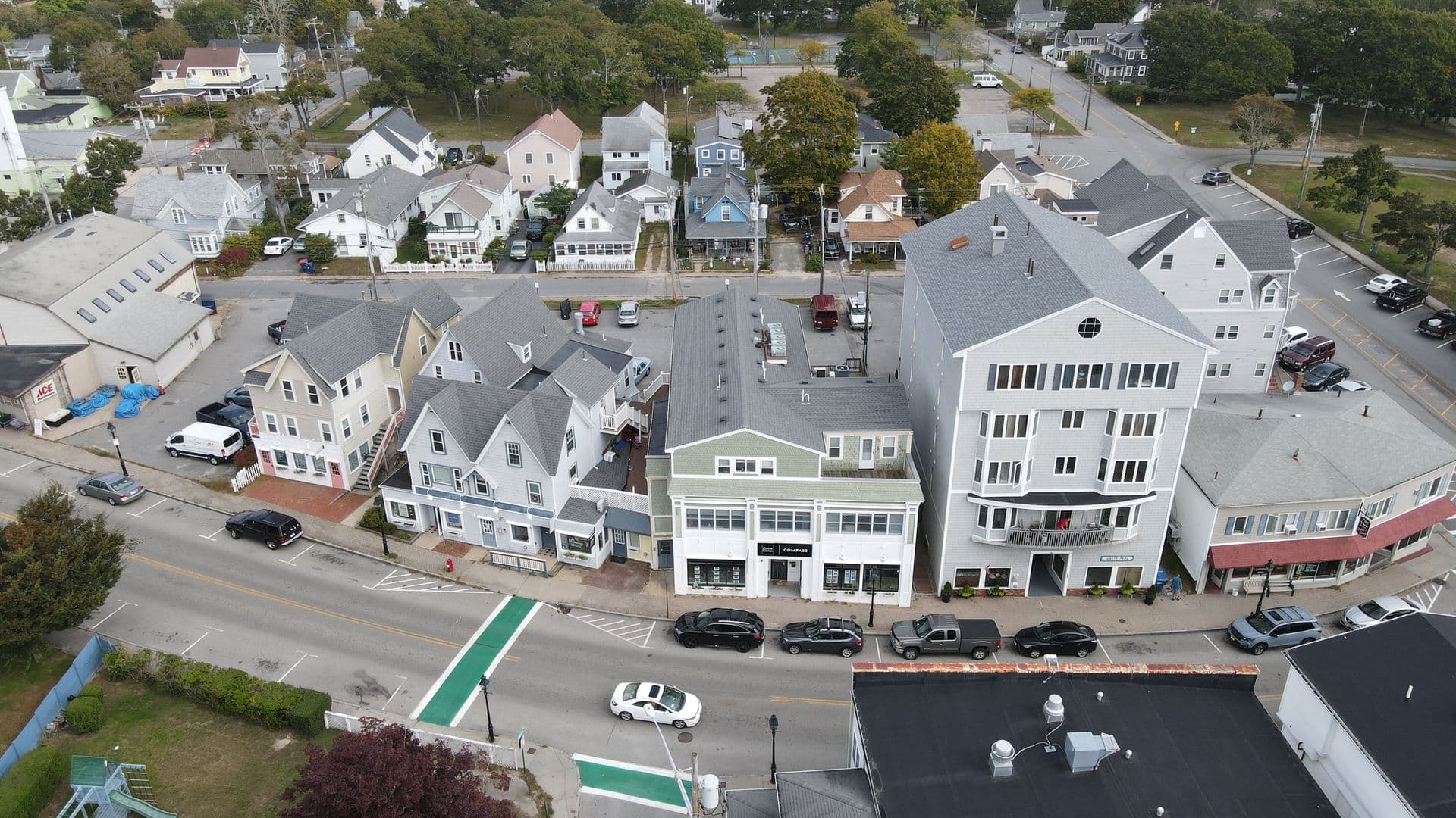 Onset Apartment: 211 Onset Avenue