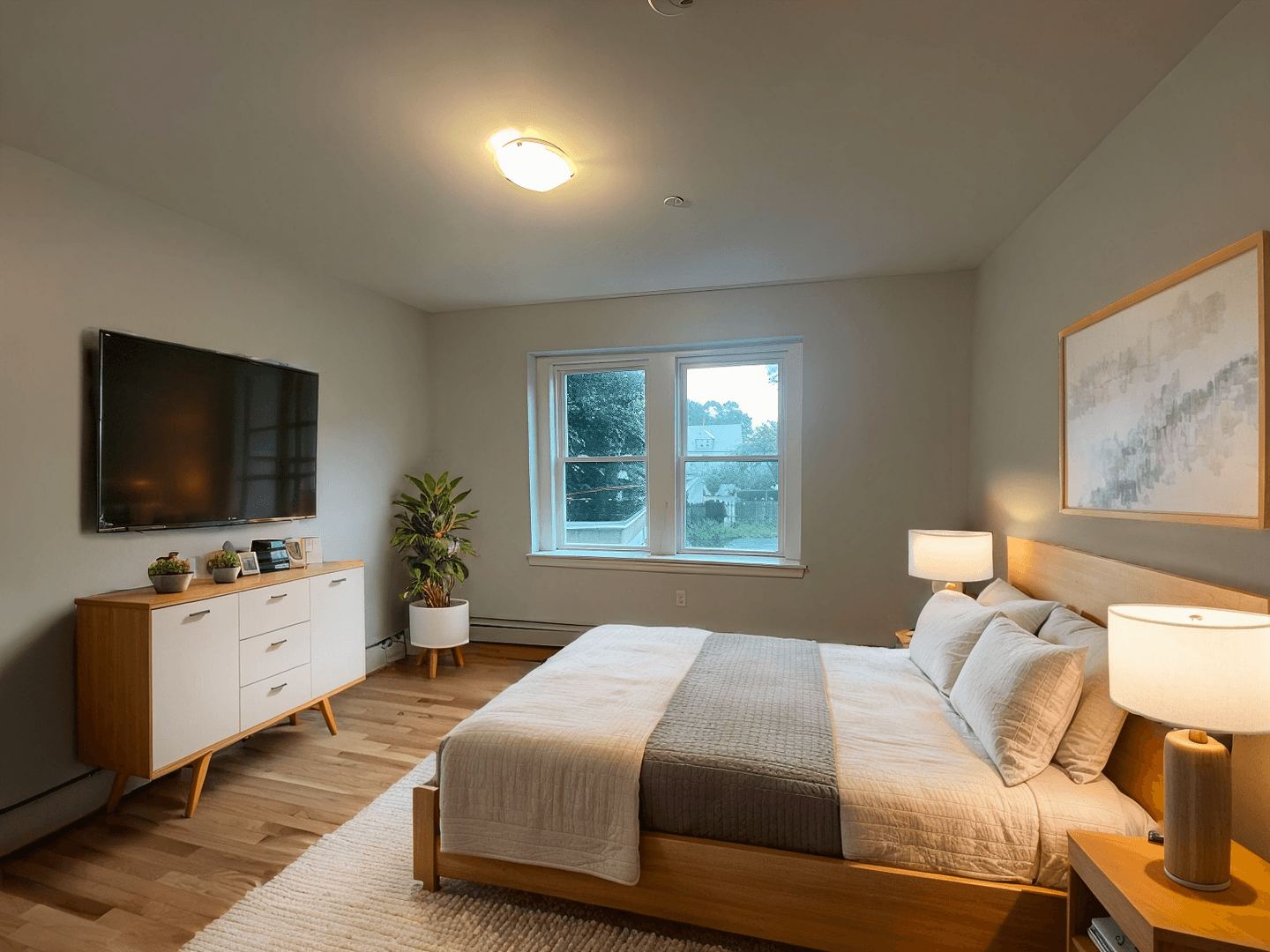 Salem Apartment: 233 Lafayette St