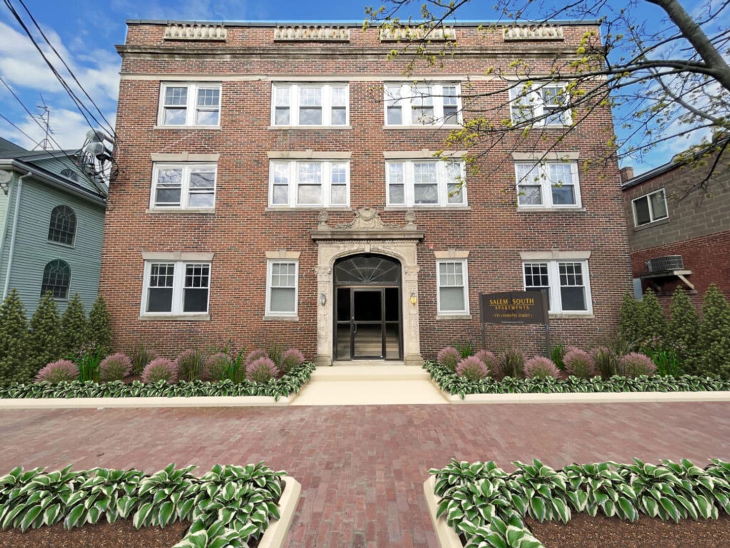 Salem Apartment: 233 Lafayette St