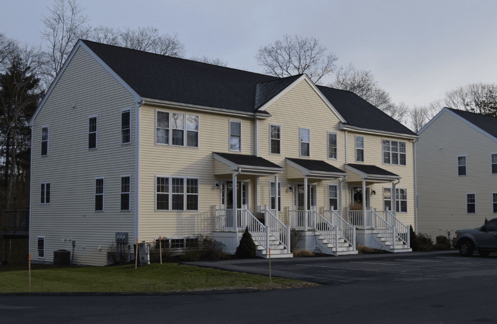 Whitman Apartment: 855 Temple Street