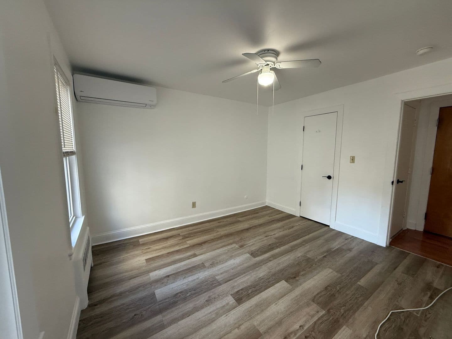 Winthrop Apartment: 87-90 Winthrop Shore Drive