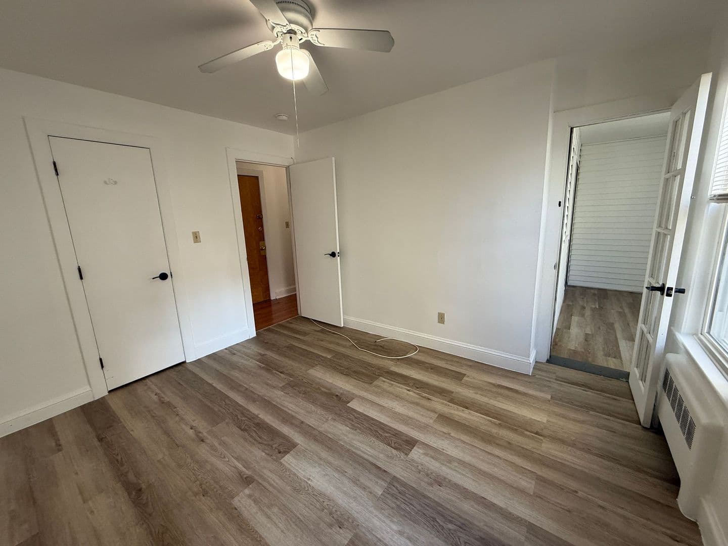 Winthrop Apartment: 87-90 Winthrop Shore Drive